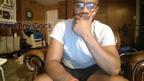Snapshot of tinycock_1979 chatting on June 17, 2026, 7:44 am tinycock_1979 online show from June 17, 2026, 7:44 am