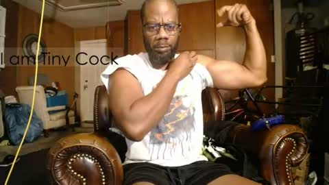 Snapshot of tinycock_1979 chatting on July 31, 2026, 2:05 pm tinycock_1979 online show from July 31, 2026, 2:05 pm