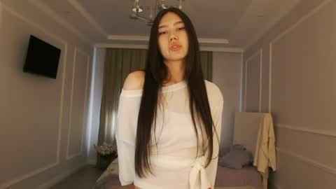 Snapshot of tinykawaii chatting on July 5, 2026, 4:19 am Tina extra tips in PVT online show from July 5, 2026, 4:19 am