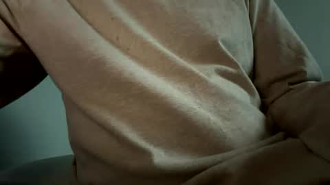 Snapshot of tinylimpy1 chatting on June 18, 2026, 8:36 am MonkeyPaw online show from June 18, 2026, 8:36 am