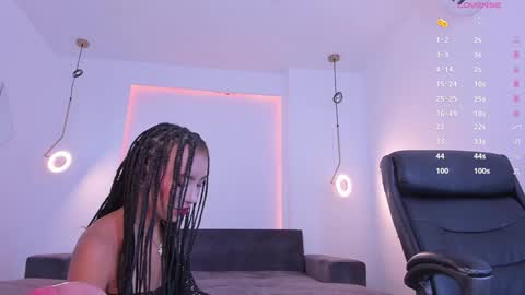 Luna  online show from January 17, 2025, 11:06 am