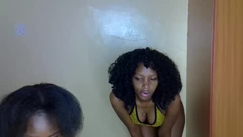 tinynila online show from January 31, 2025, 5:09 am