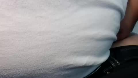 Snapshot of tinypecker6 chatting on November 6, 2025, 7:37 pm tinypecker6 online show from November 6, 2025, 7:37 pm