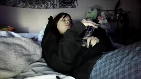 tinytittiexx online show from April 7, 2026, 2:06 pm