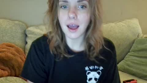 tinywithtiddies online show from October 9, 2025, 1:31 pm