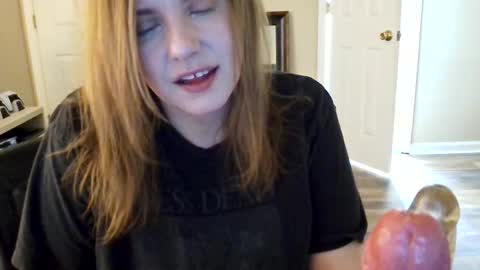 Snapshot of tinywithtiddies chatting on April 24, 2026, 2:36 am tinywithtiddies online show from April 24, 2026, 2:36 am