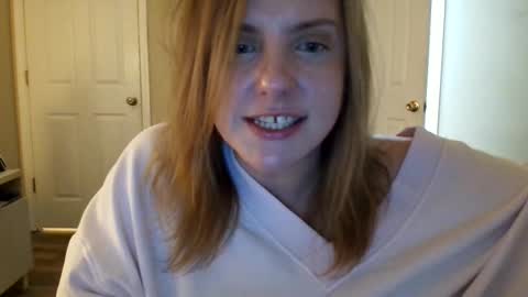 Snapshot of tinywithtiddies chatting on May 14, 2026, 4:30 am tinywithtiddies online show from May 14, 2026, 4:30 am