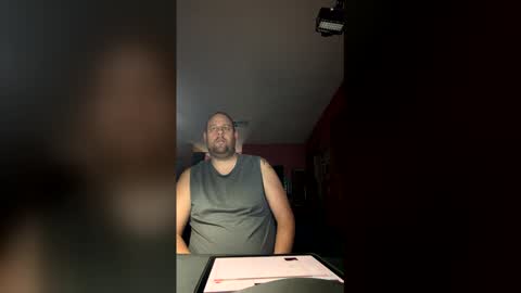 Snapshot of tipman84 chatting on May 23, 2026, 3:38 pm C online show from May 23, 2026, 3:38 pm