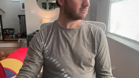 tiptop1088 online show from April 14, 2026, 2:01 pm