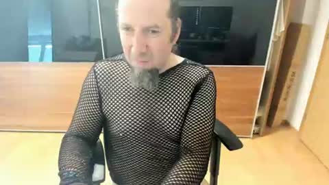 Snapshot of tirolerboy27 chatting on June 25, 2026, 12:09 pm Tirolerboy27 online show from June 25, 2026, 12:09 pm