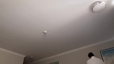 tj526316275 online show from March 2, 2026, 12:34 pm