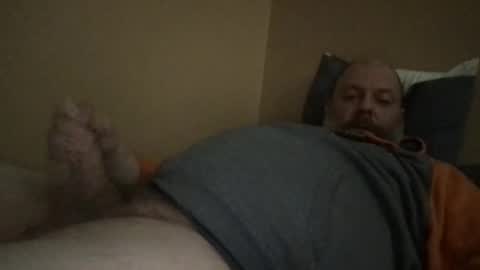 tmacdaddy82 online show from November 28, 2025, 5:54 am