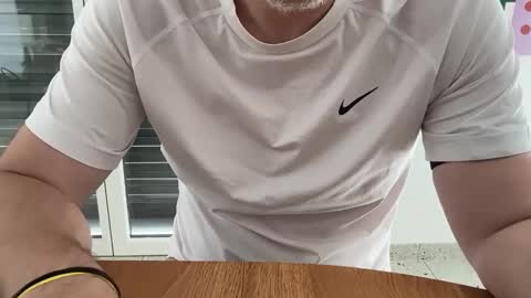 tobsen80 online show from April 20, 2026, 11:46 am