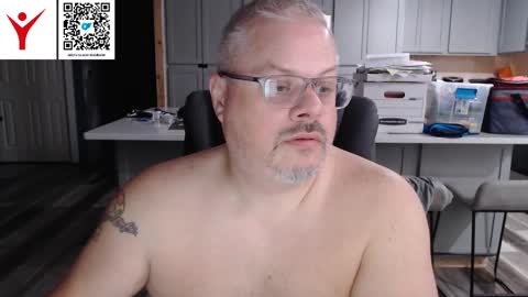 Todd Bator online show from October 5, 2025, 9:51 am