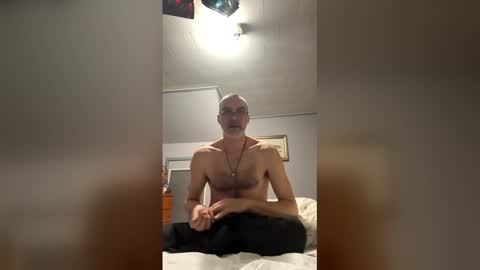 Snapshot of toddpascoe77 chatting on April 23, 2026, 6:47 am toddpascoe77 online show from April 23, 2026, 6:47 am