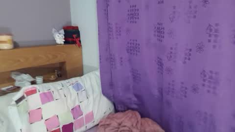 Snapshot of tokiio_petiit chatting on April 8, 2026, 7:19 am Tokio online show from April 8, 2026, 7:19 am