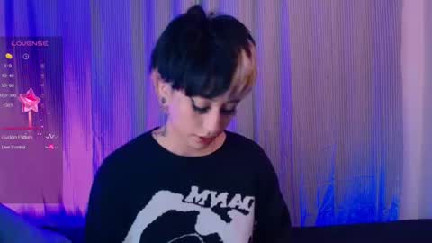 Snapshot of tokyo_blues chatting on June 28, 2026, 1:11 am Halsey Sofii online show from June 28, 2026, 1:11 am