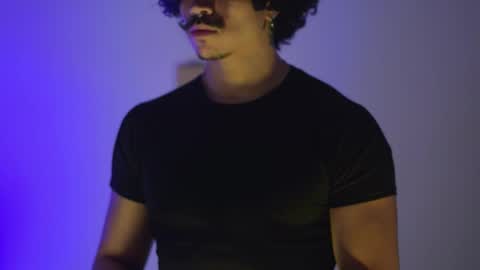 tokyo_oo online show from November 18, 2025, 12:42 pm