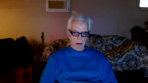 Snapshot of tom112292014 chatting on January 29, 2025, 12:56 pm tom112292014 online show from January 29, 2025, 12:56 pm