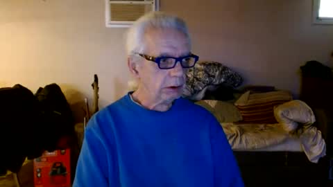 Snapshot of tom112292014 chatting on February 3, 2025, 5:03 pm tom112292014 online show from February 3, 2025, 5:03 pm