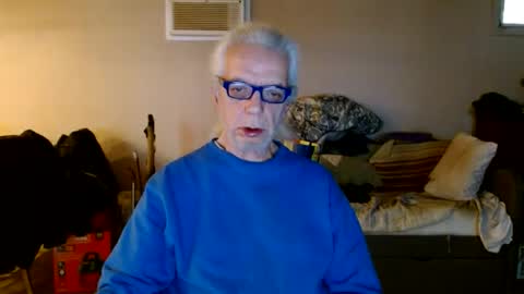 Snapshot of tom112292014 chatting on February 4, 2025, 2:21 pm tom112292014 online show from February 4, 2025, 2:21 pm