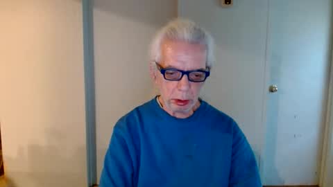 Snapshot of tom112292014 chatting on February 5, 2025, 12:49 pm tom112292014 online show from February 5, 2025, 12:49 pm