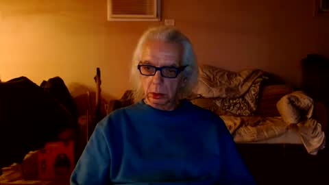 Snapshot of tom112292014 chatting on February 9, 2025, 2:06 am tom112292014 online show from February 9, 2025, 2:06 am