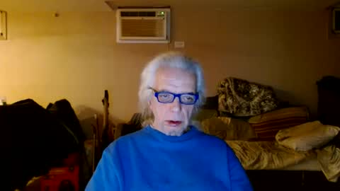 Snapshot of tom112292014 chatting on February 11, 2025, 2:14 am tom112292014 online show from February 11, 2025, 2:14 am