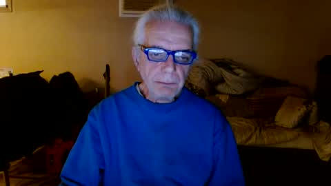 Snapshot of tom112292014 chatting on February 15, 2025, 6:44 pm tom112292014 online show from February 15, 2025, 6:44 pm