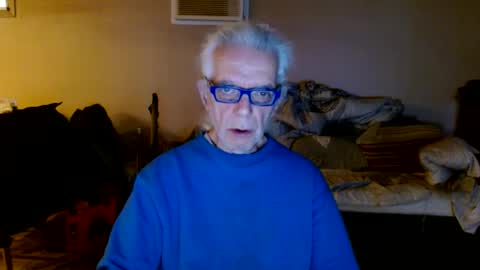 Snapshot of tom112292014 chatting on February 16, 2025, 5:48 pm tom112292014 online show from February 16, 2025, 5:48 pm