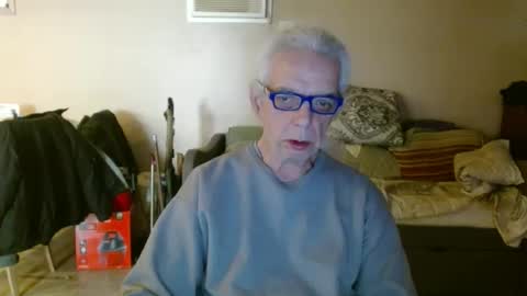 Snapshot of tom112292014 chatting on February 21, 2025, 4:16 pm tom112292014 online show from February 21, 2025, 4:16 pm