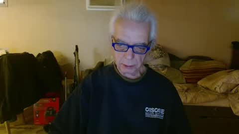 Snapshot of tom112292014 chatting on March 9, 2025, 1:15 pm tom112292014 online show from March 9, 2025, 1:15 pm