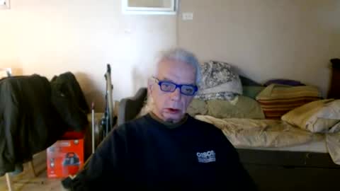 Snapshot of tom112292014 chatting on March 9, 2025, 4:22 pm tom112292014 online show from March 9, 2025, 4:22 pm