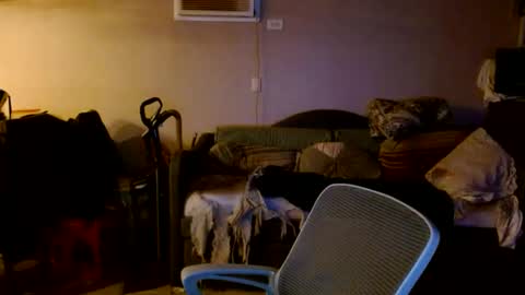 Snapshot of tom112292014 chatting on September 15, 2025, 1:05 am tom112292014 online show from September 15, 2025, 1:05 am