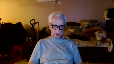 Snapshot of tom112292014 chatting on September 16, 2025, 11:33 am tom112292014 online show from September 16, 2025, 11:33 am