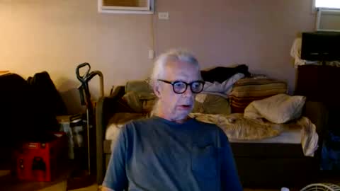 Snapshot of tom112292014 chatting on September 29, 2025, 6:13 pm tom112292014 online show from September 29, 2025, 6:13 pm