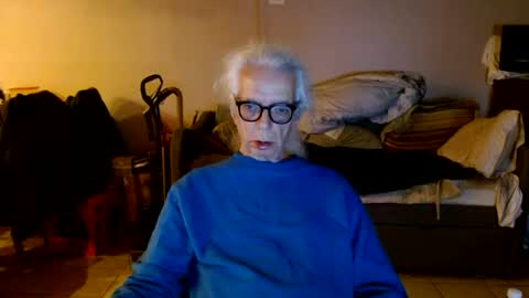 Snapshot of tom112292014 chatting on October 16, 2025, 3:07 am tom112292014 online show from October 16, 2025, 3:07 am