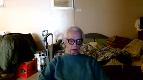 Snapshot of tom112292014 chatting on October 27, 2025, 3:05 pm tom112292014 online show from October 27, 2025, 3:05 pm