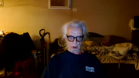 Snapshot of tom112292014 chatting on November 1, 2025, 12:56 am tom112292014 online show from November 1, 2025, 12:56 am