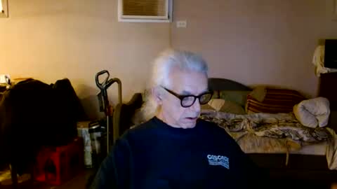 Snapshot of tom112292014 chatting on November 1, 2025, 2:52 pm tom112292014 online show from November 1, 2025, 2:52 pm