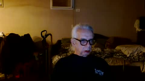 Snapshot of tom112292014 chatting on November 3, 2025, 11:00 am tom112292014 online show from November 3, 2025, 11:00 am