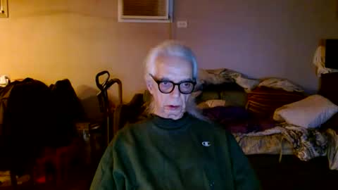 Snapshot of tom112292014 chatting on November 7, 2025, 2:22 am tom112292014 online show from November 7, 2025, 2:22 am