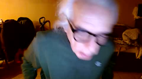 Snapshot of tom112292014 chatting on November 13, 2025, 2:54 am tom112292014 online show from November 13, 2025, 2:54 am