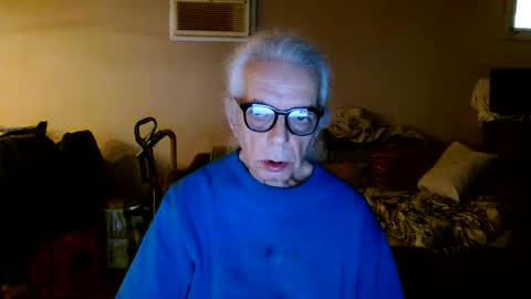 Snapshot of tom112292014 chatting on November 22, 2025, 4:28 pm tom112292014 online show from November 22, 2025, 4:28 pm