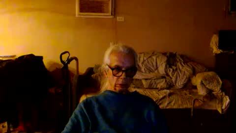 Snapshot of tom112292014 chatting on December 1, 2025, 2:16 am tom112292014 online show from December 1, 2025, 2:16 am