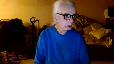 Snapshot of tom112292014 chatting on December 4, 2025, 2:43 am tom112292014 online show from December 4, 2025, 2:43 am