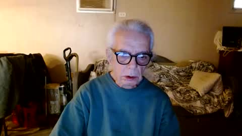 Snapshot of tom112292014 chatting on January 12, 2026, 4:01 pm tom112292014 online show from January 12, 2026, 4:01 pm