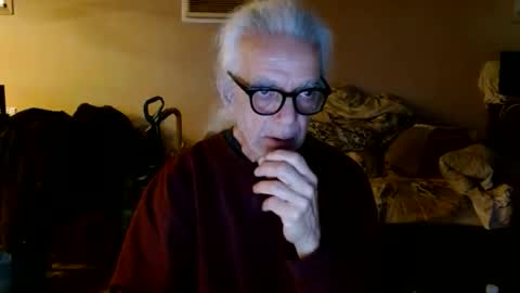 tom112292014 online show from April 26, 2026, 12:14 pm