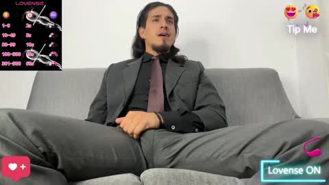 TOM online show from October 15, 2025, 6:19 pm