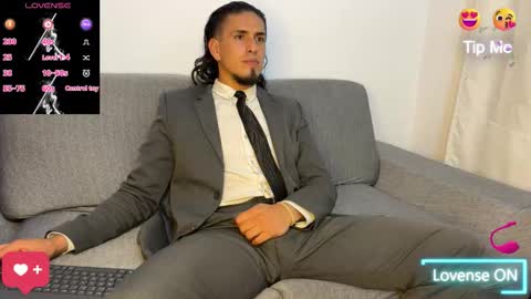 TOM online show from November 29, 2025, 11:30 pm